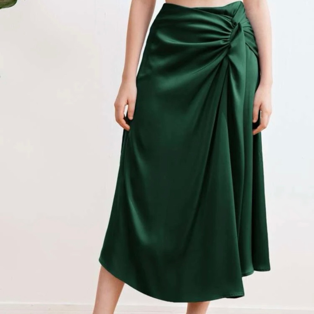 Emerald Twist-Detail Satin Midi Skirt